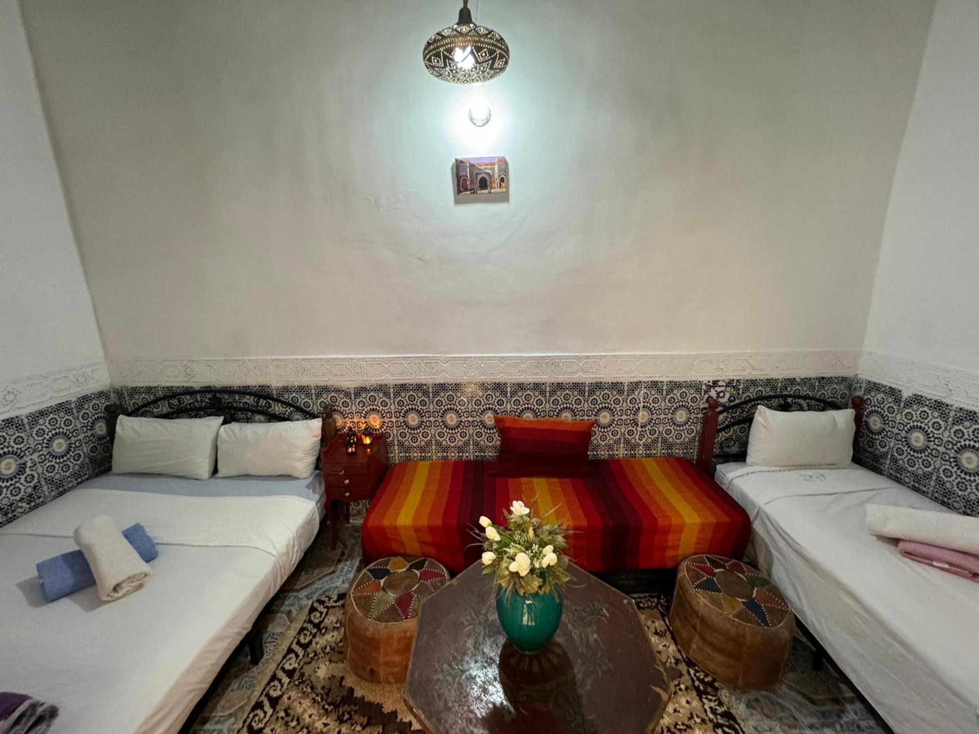 Dar Enouiina Hotel Fes Luaran gambar