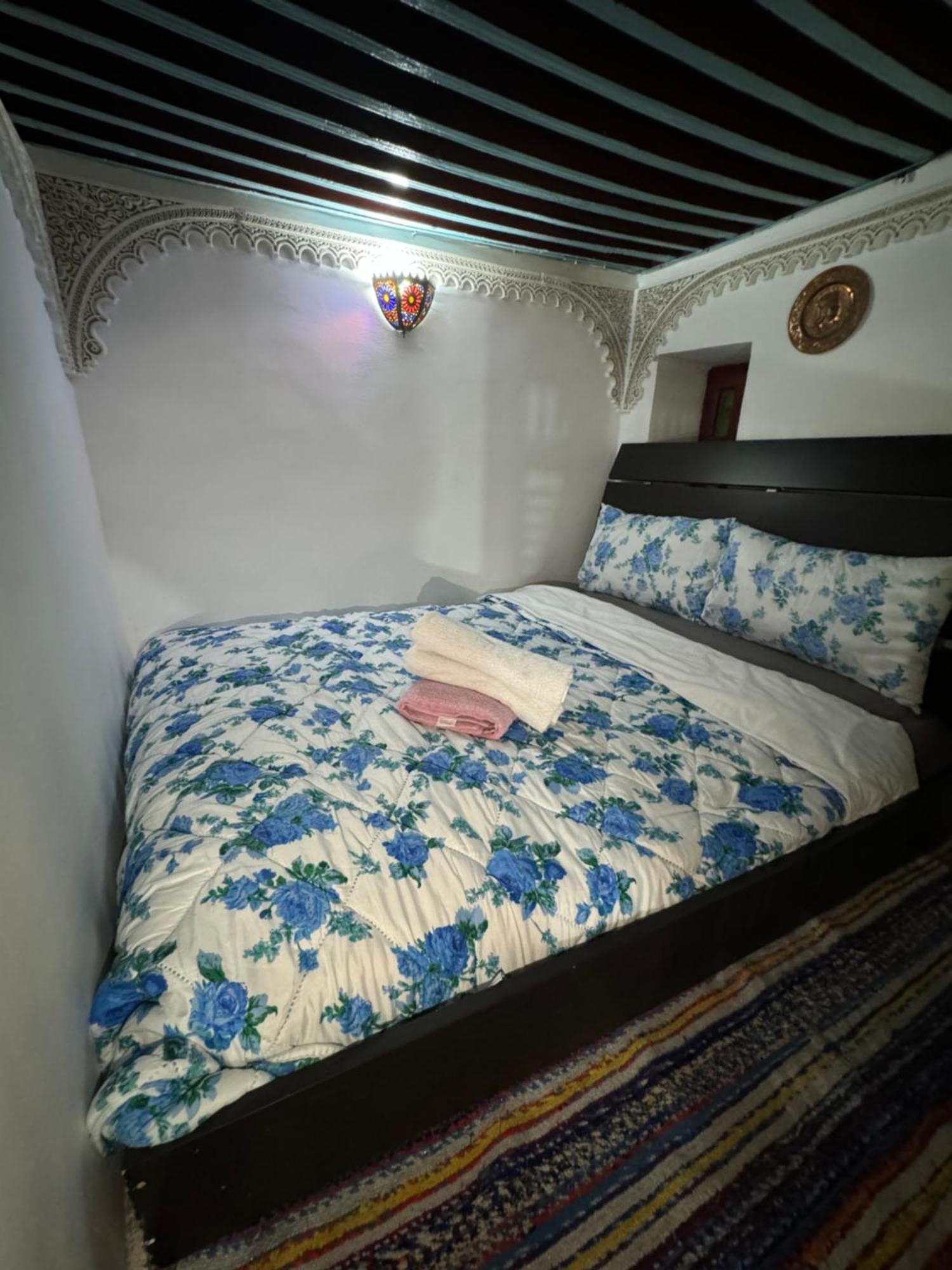 Dar Enouiina Hotel Fes Luaran gambar
