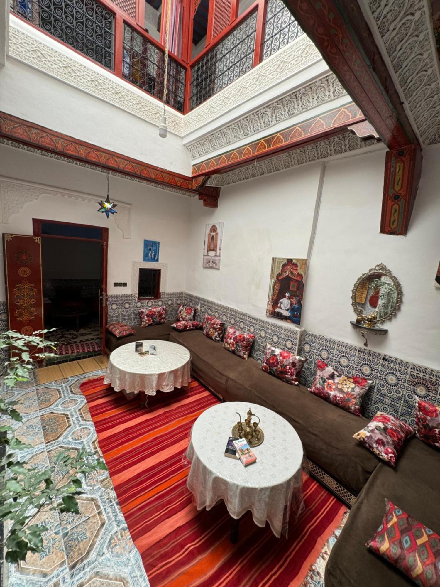 Dar Enouiina Hotel Fes Luaran gambar